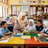 Kanak-kanak Melayu bersedia melangkah ke Tahun 1 dengan penuh keyakinan.
